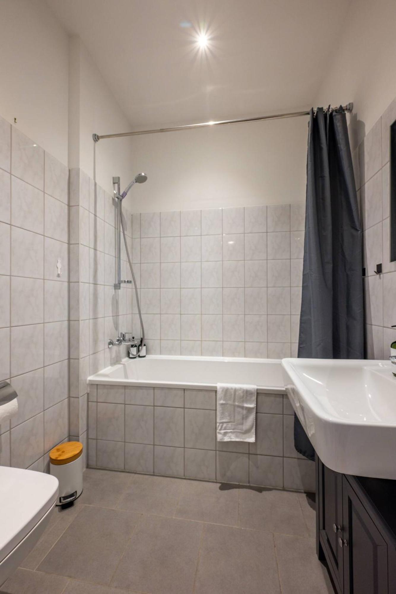 Arbio I Retro Apart Near Leipzig Hauptbahnhof المظهر الخارجي الصورة